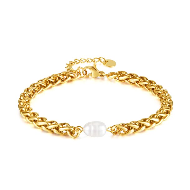 Statement Pearl Bracelet